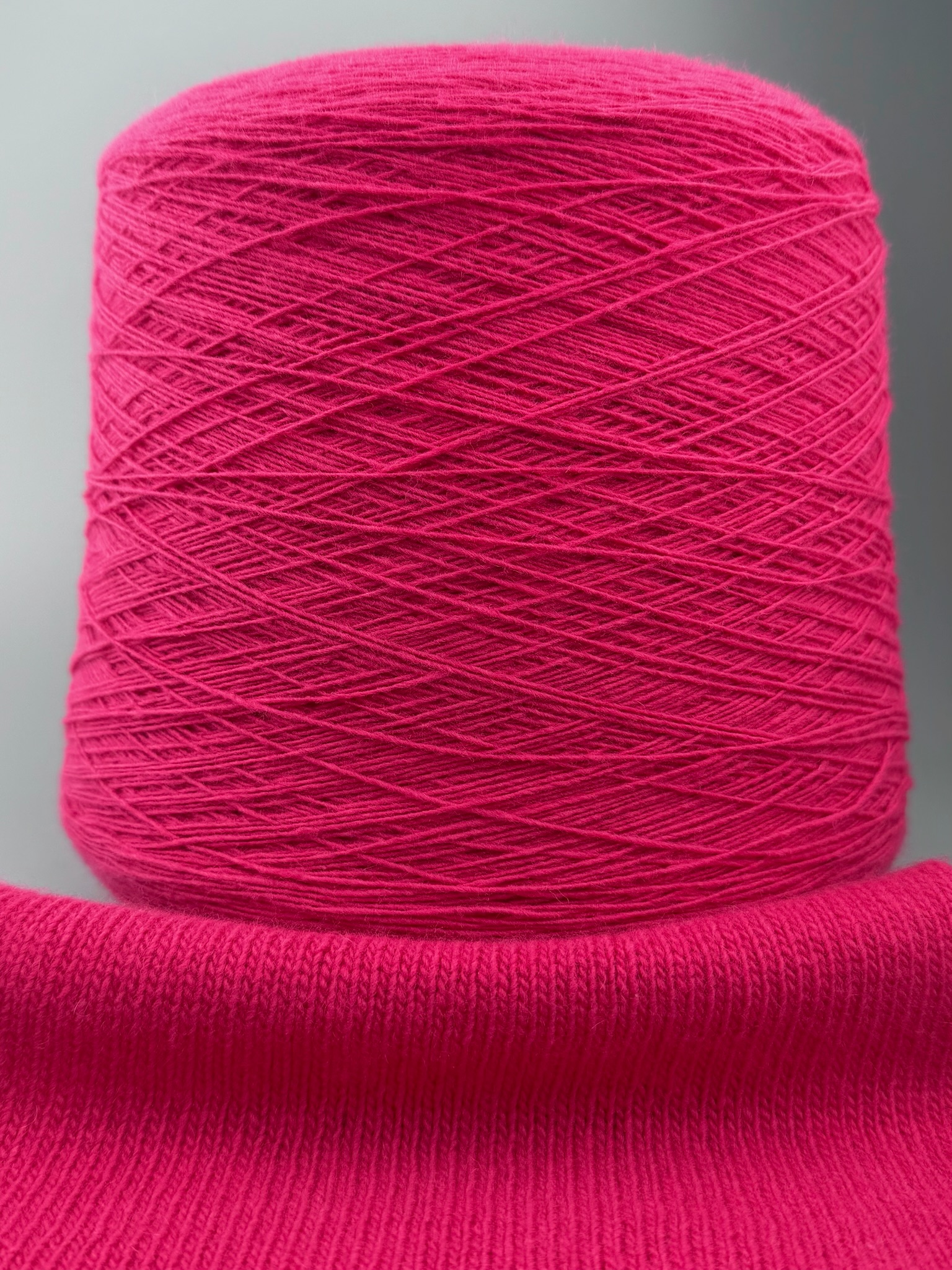 Millefili Ale S 1/6000 – Fil mérinos et cachemire Framboise froide E122 photo 4